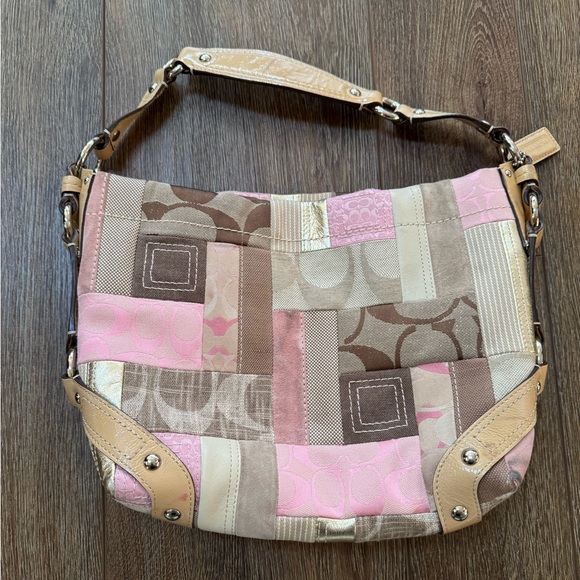 Coach Carly pink patchwork shoulder bag - Picture 3 of 10